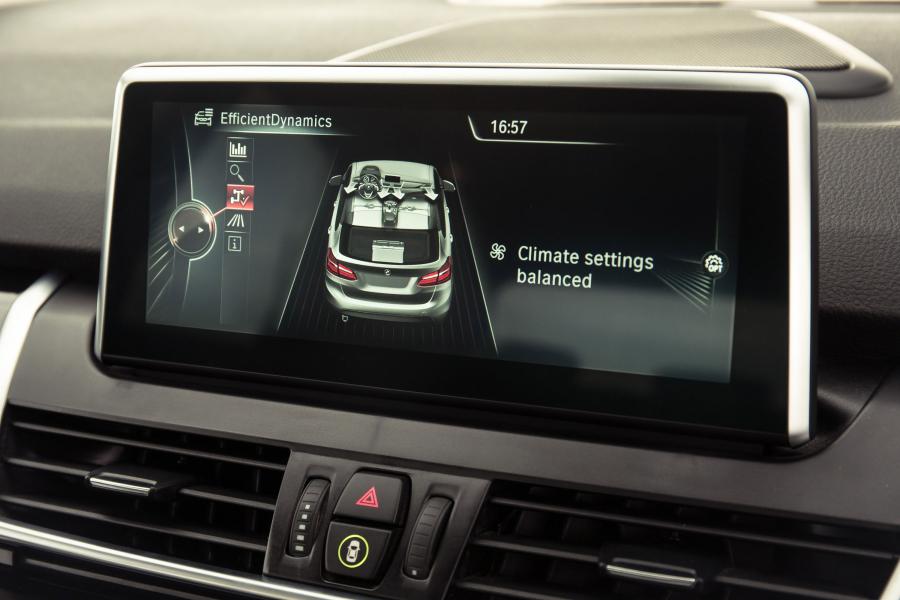  BMW 218d Active Tourer 2014 года  (UK) (фото 54 из 85)